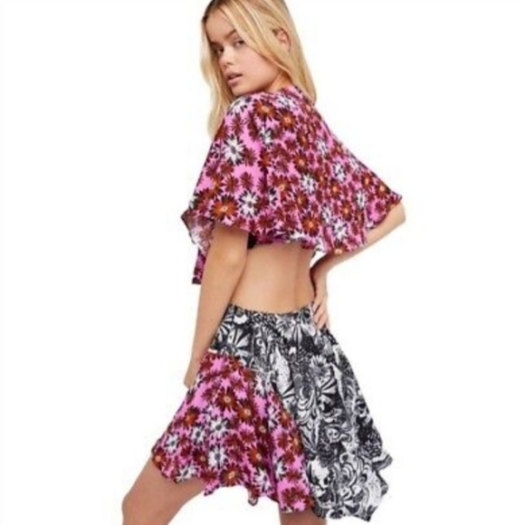 Free People Dresses & Skirts - Free People Dark Star Mini Floral Flowy Dress Size Small NWT